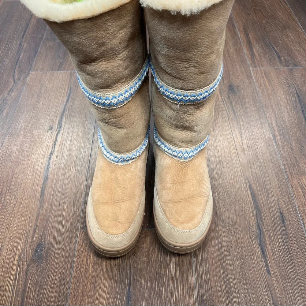 UGG Wonen’s Vintage Sundance Revival Tall Shearling Sand Boots SZ 9 - Picture 3 of 13